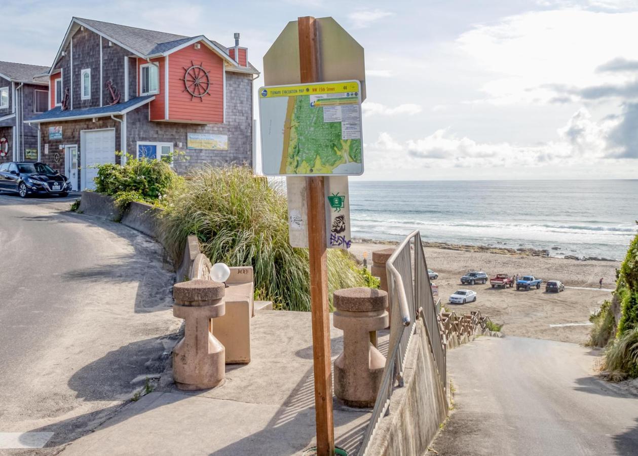 The Blue Crab Villa Lincoln City Buitenkant foto
